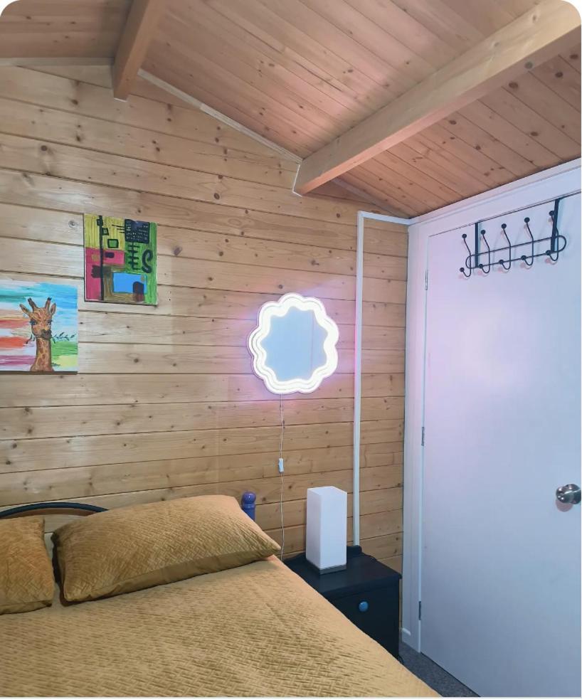 Gorgeous Cabin - Spa Pool! Κουίνσταουν Εξωτερικό φωτογραφία